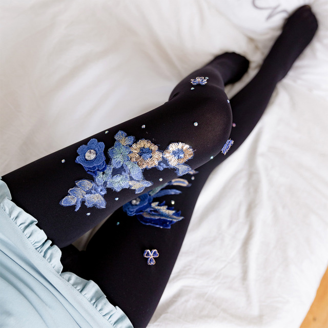 Glitter flower adorned luxury tights