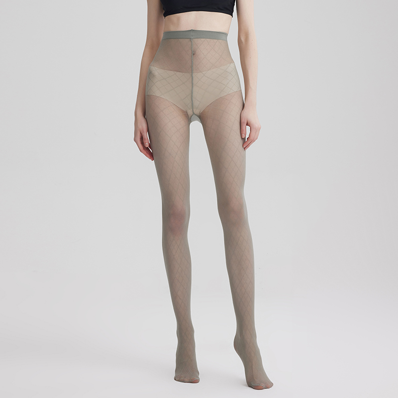 Diamond pattern mesh tights